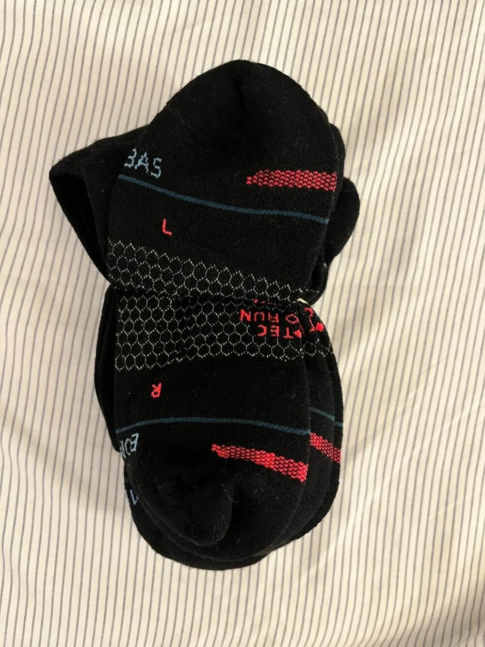 New 3-Pack BOMBAS merino wool Hex Tec Run Midweight Crew Socks Med Unisex Black